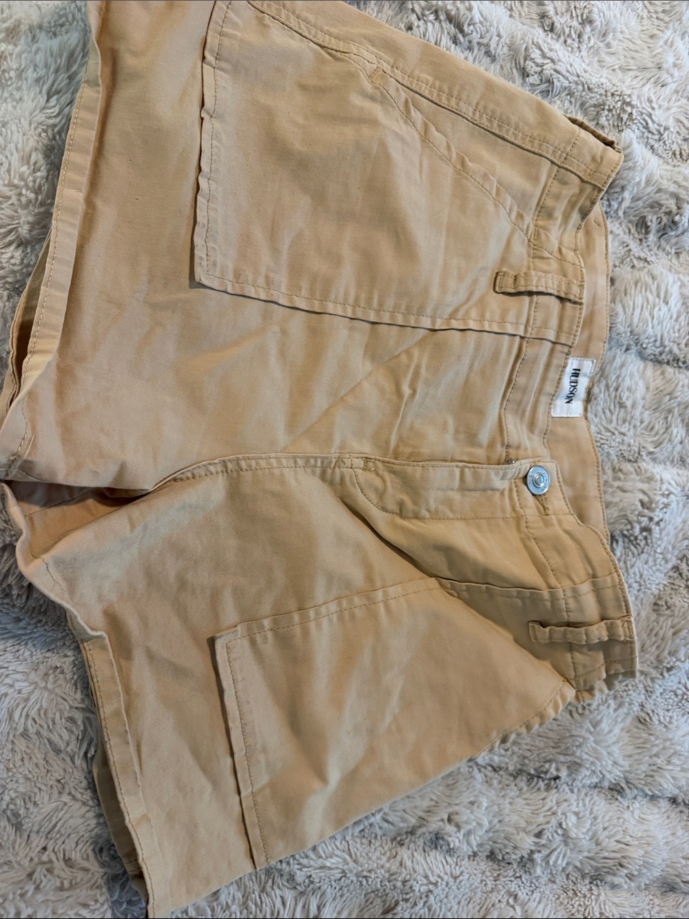 Hudson size 29  Utility short woman’s Tan with Front Pockets. Stretch